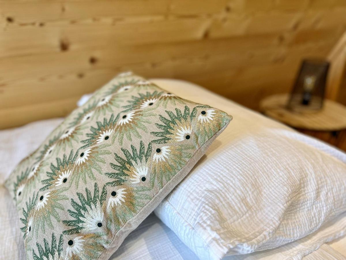 Demeure De La Garenne Bed & Breakfast *