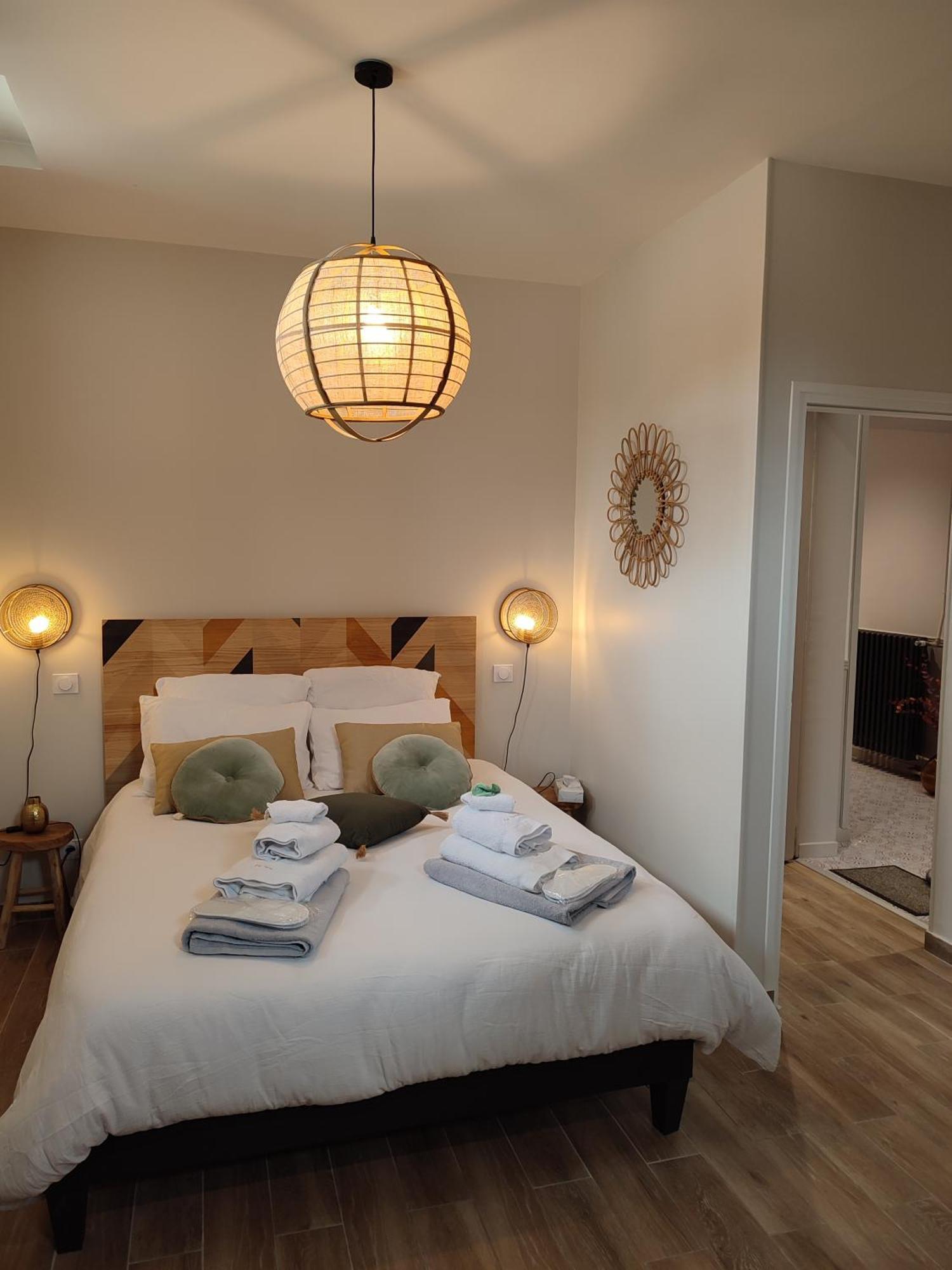 Demeure De La Garenne Bed & Breakfast *